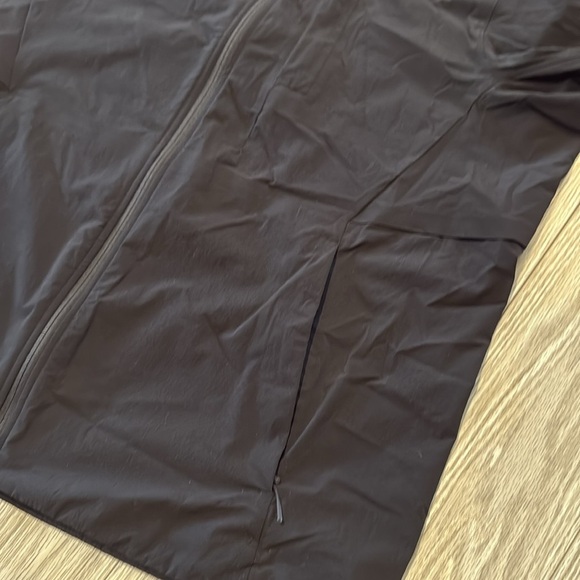 Lululemon Expeditionist (I think ) Jacket - Picture 4 of 13